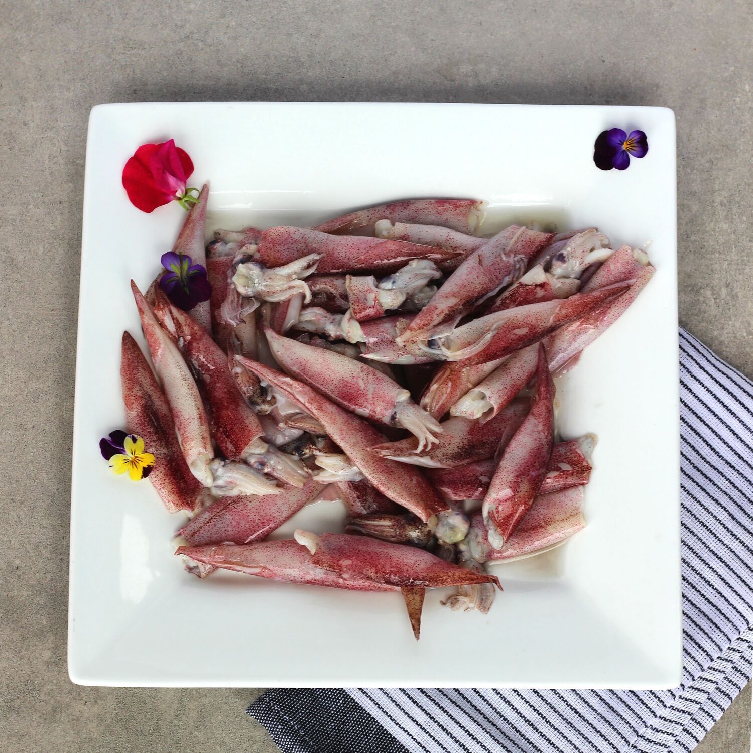 Needle Squid (Whole, Raw) 1KG